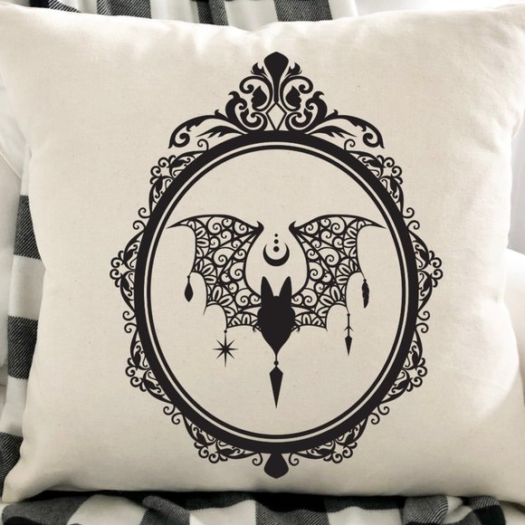 Pillow Cover, Gothic Bat Design, 16x16 inches, Indoor/Outdoor, Machine wash - Picture 2 of 3
